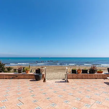 Beachfront Bliss: A Pie De Playa Ferienhaus