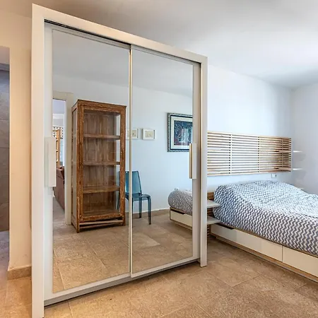 Beachfront Bliss: A Pie De Playa * Alicante