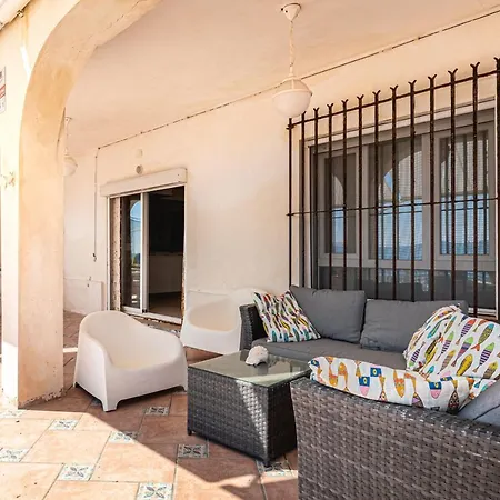 Beachfront Bliss: A Pie De Playa