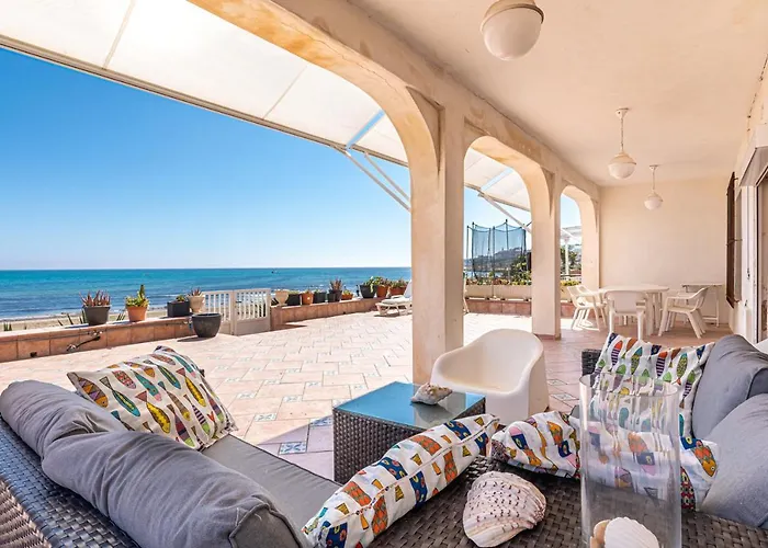 Beachfront Bliss: A Pie De Playa
